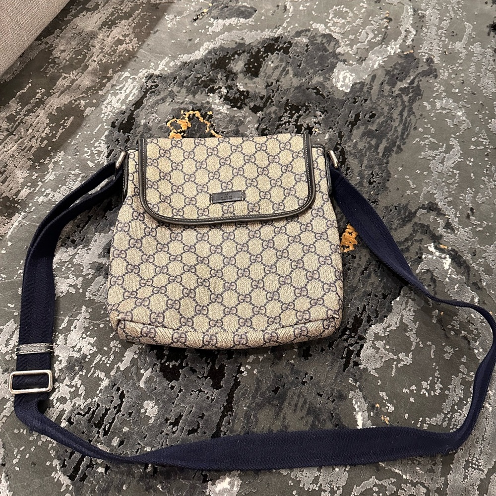 Gucci OPHIDIA MESSENGER BAG